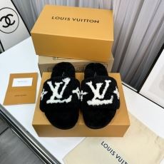 Louis Vuitton Slippers